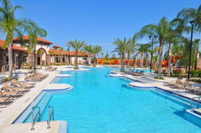 South Facing Pool & Spa at Solterra Resort villa